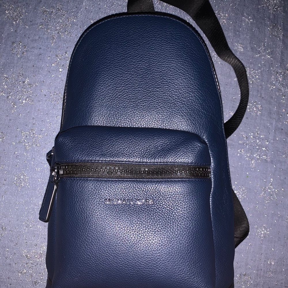 Michael Kors Men’s crossbody bag - Picture 1 of 4